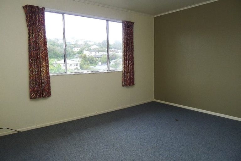 Photo of property in 137b Newlands Road, Newlands, Wellington, 6037