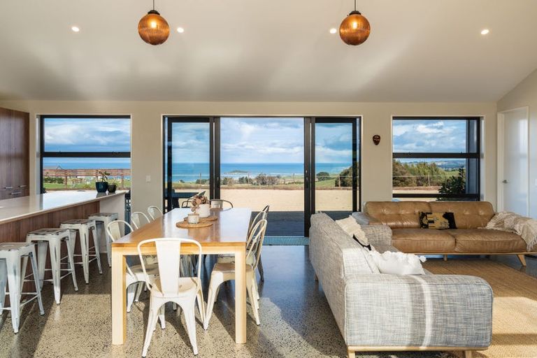 Photo of property in 272 Otokia-kuri Bush Road East, Kuri Bush, Dunedin, 9091