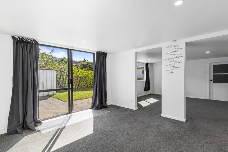 Photo of property in 202 Archers Road, Glenfield, Auckland, 0629