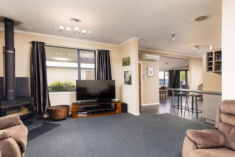 Photo of property in 27 Opie Street, Waimate, 7924