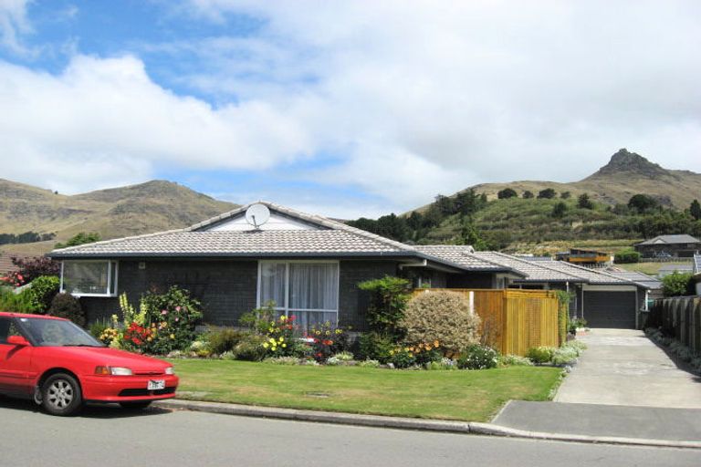 Photo of property in 1/35 Laing Crescent, Heathcote Valley, Christchurch, 8022