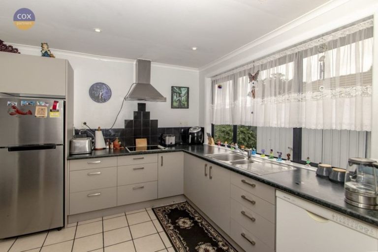 Photo of property in 52 Williams Street, Marewa, Napier, 4110