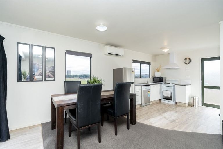 Photo of property in 35 Metro Avenue, Nawton, Hamilton, 3200