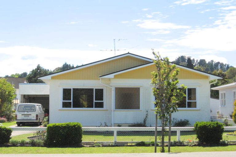 Photo of property in 60 Iranui Road, Inner Kaiti, Gisborne, 4010