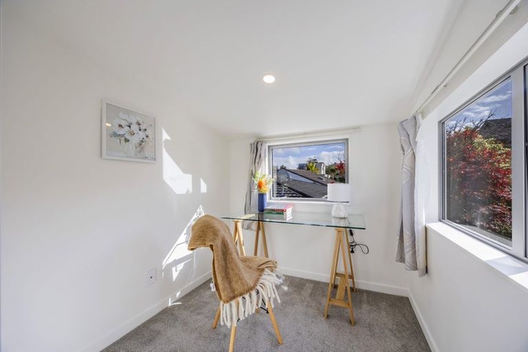 Photo of property in 32c Gulf View Road, Murrays Bay, Auckland, 0630