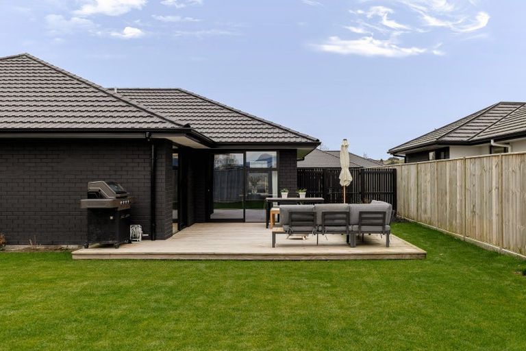 Photo of property in 120 Churcher Street, Maewa, Feilding, 4702