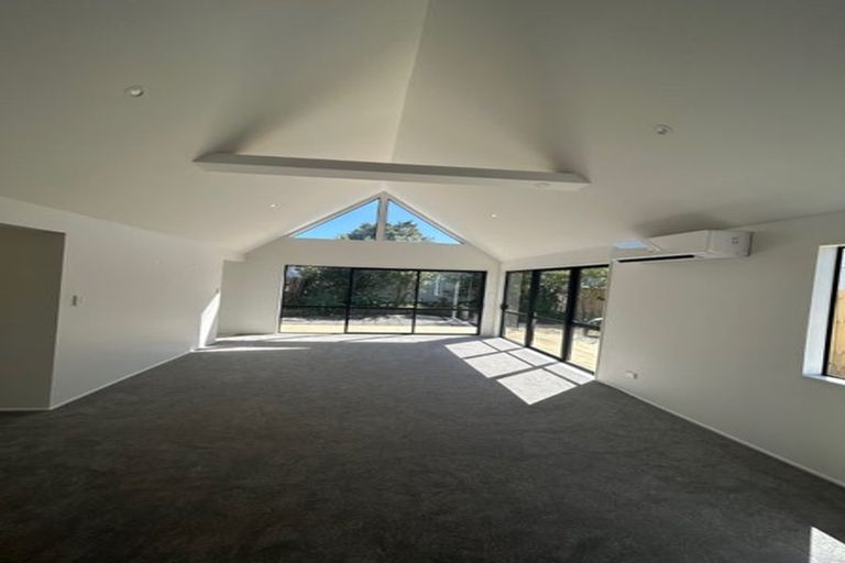 Photo of property in 2/30 Tristram Avenue, Forrest Hill, Auckland, 0620