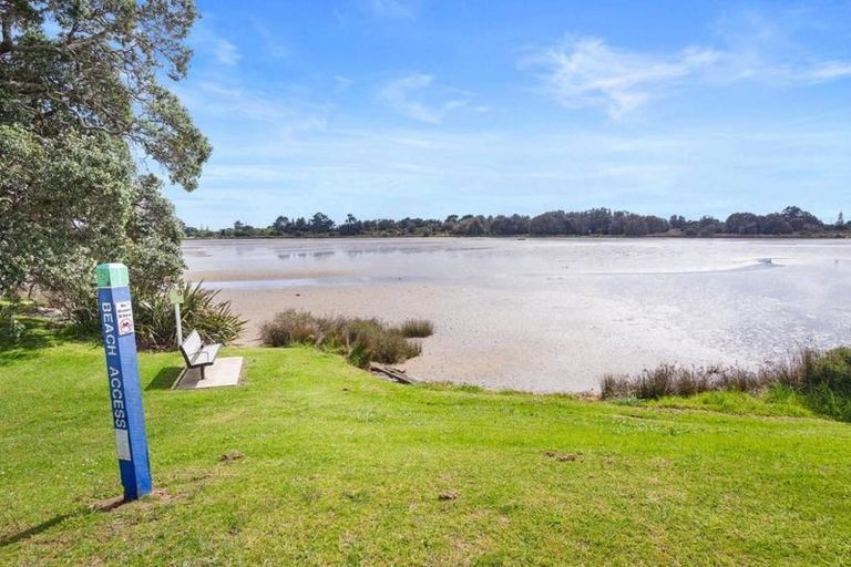 Photo of property in 44 Athenree Road, Athenree, Katikati, 3177