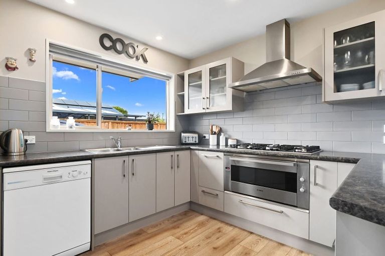 Photo of property in 52 Kawau Crescent, Bromley, Christchurch, 8062