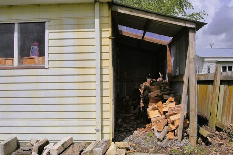 Photo of property in 17a Ngareta Street, Marton, 4710