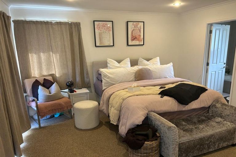 Photo of property in 49 Halver Road, Hillpark, Auckland, 2102