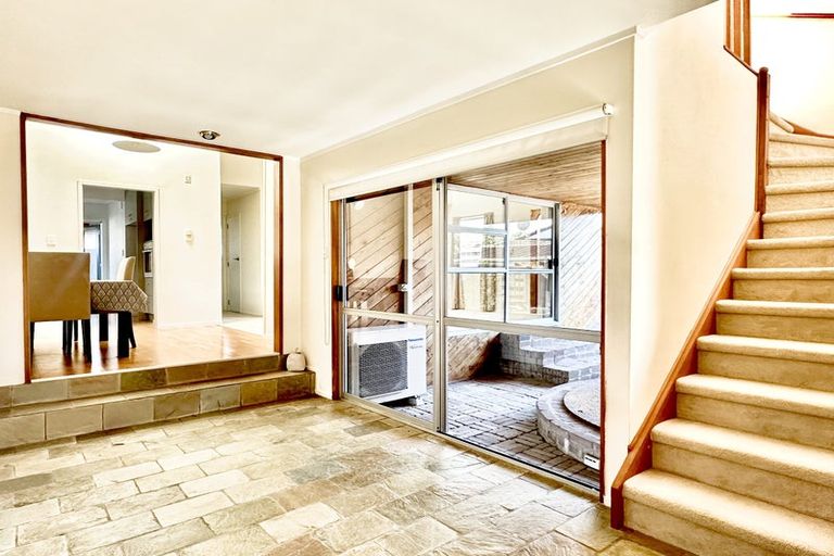 Photo of property in 2a Sirius Place, Botany Downs, Auckland, 2010