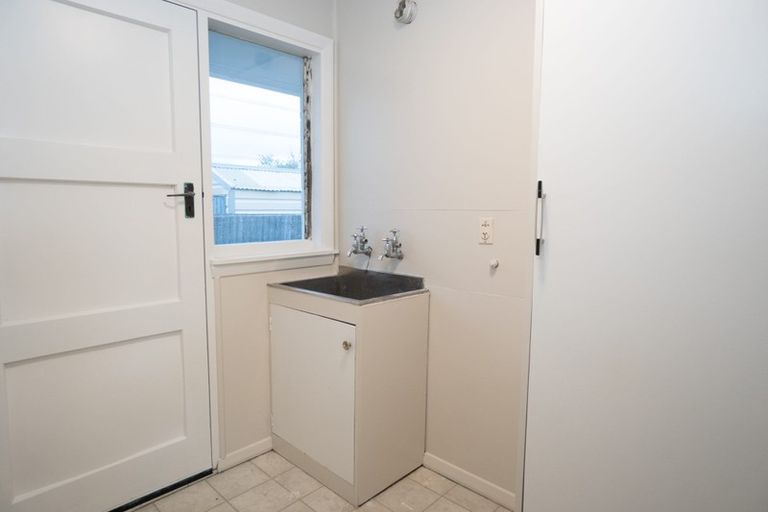 Photo of property in 98 Prestons Road, Redwood, Christchurch, 8051