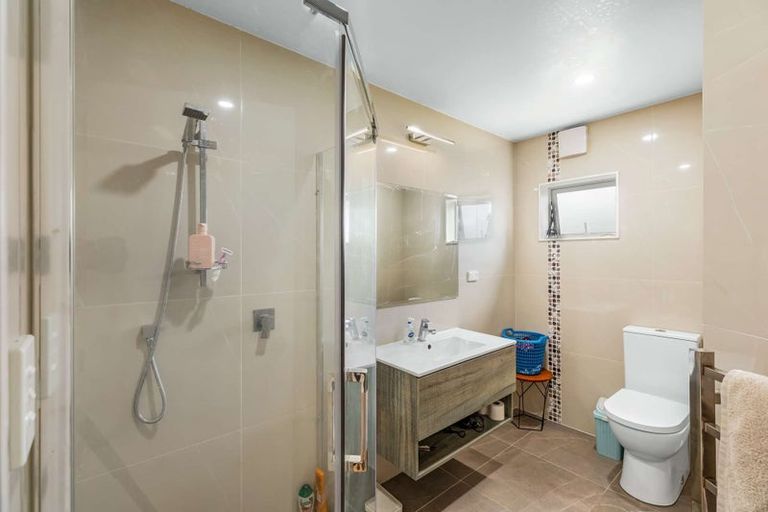 Photo of property in 22 Te Aramanu Crescent, Papakura, 2110