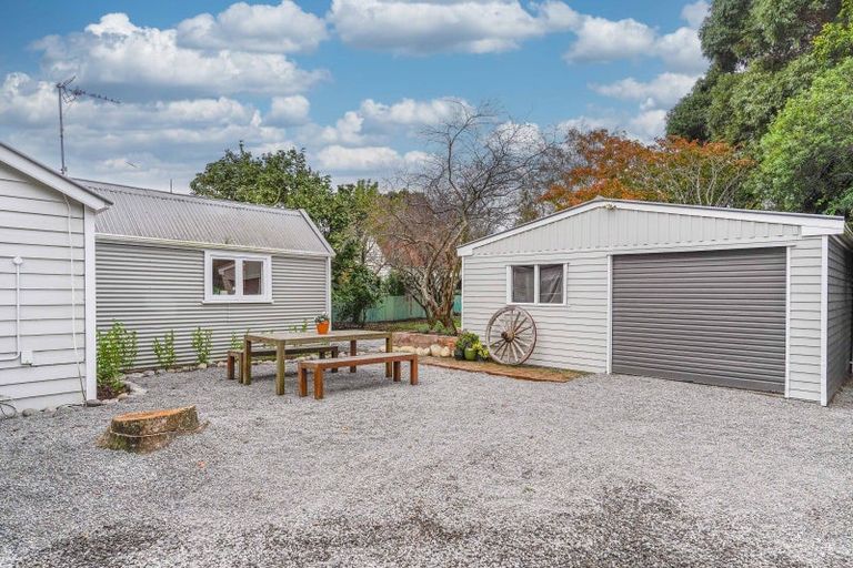 Photo of property in 21 Bethune Street, Featherston, 5710