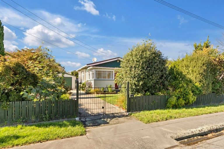 Photo of property in 52 Hay Street, Bromley, Christchurch, 8062