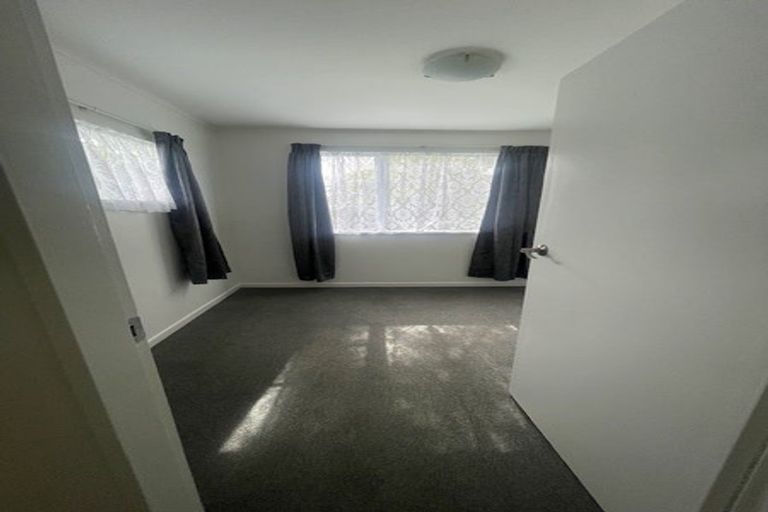 Photo of property in 20 Robson Street, Stokes Valley, Lower Hutt, 5019