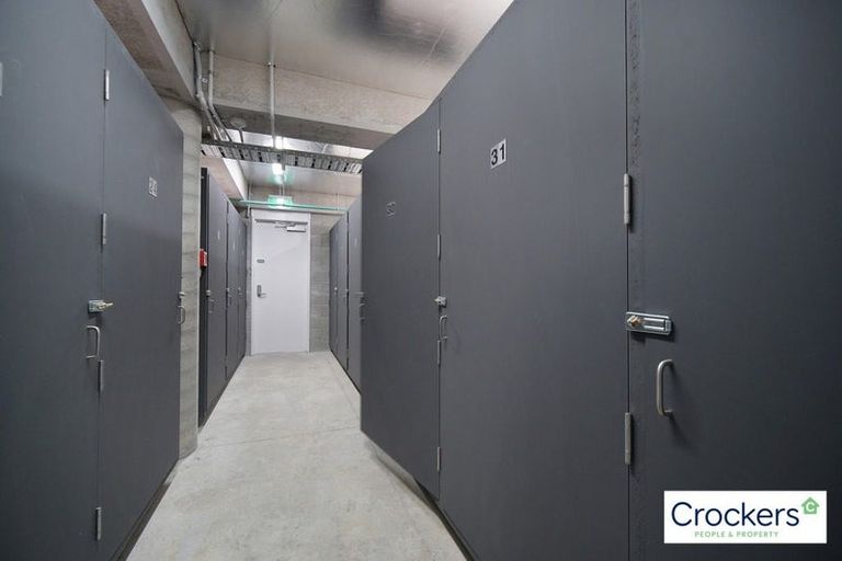 Photo of property in 2/10 Treasure Lane, Te Atatu South, Auckland, 0610