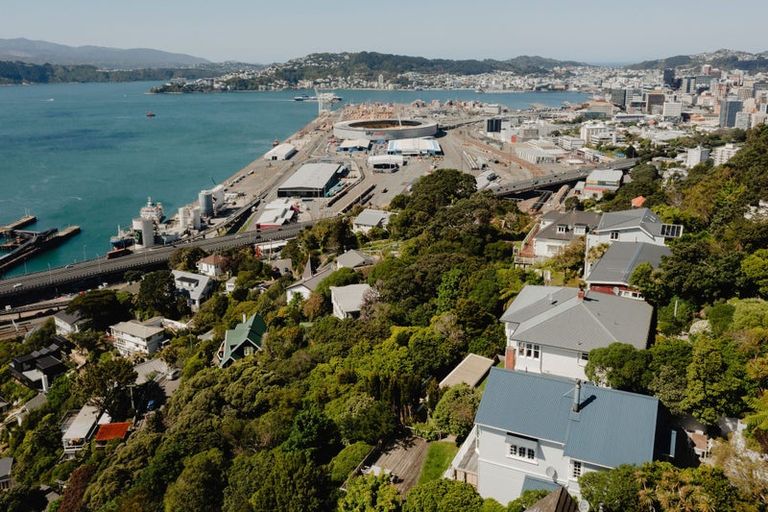 Photo of property in 30 Anne Street, Wadestown, Wellington, 6012