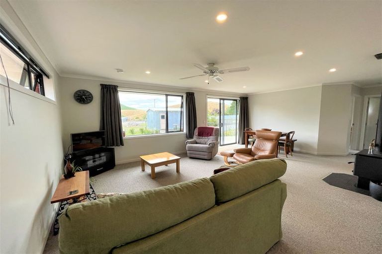 Photo of property in 5 Mill Street, Clinton, 9534