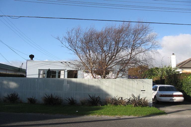 Photo of property in 5 Dale Road, Raumati South, Paraparaumu, 5032