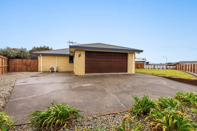 Photo of property in 31 Dillon Drive, Bell Block, New Plymouth, 4312