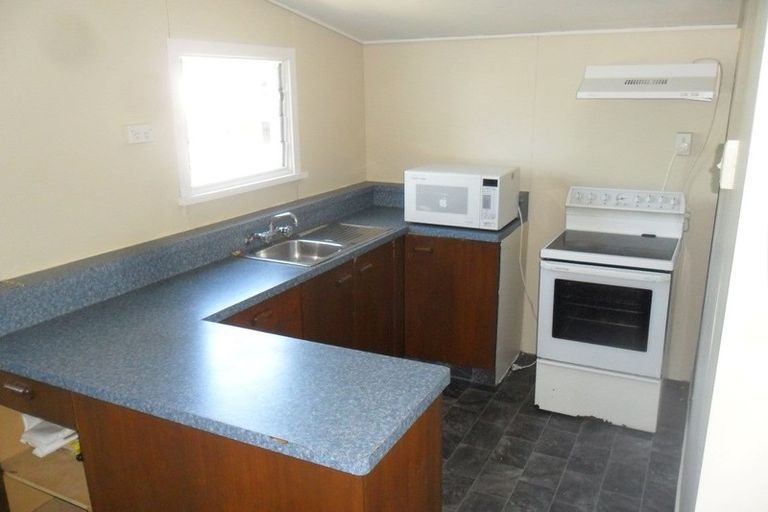 Photo of property in 27 Dundas Street, North Dunedin, Dunedin, 9016