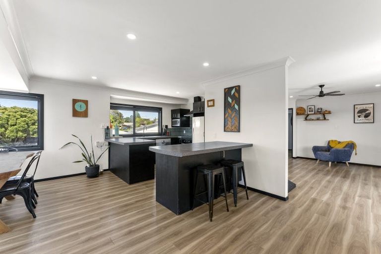 Photo of property in 14a Bayly Place, Te Puke, 3119