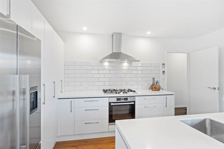 Photo of property in 14 Lansdowne Way, Rolleston, 7615