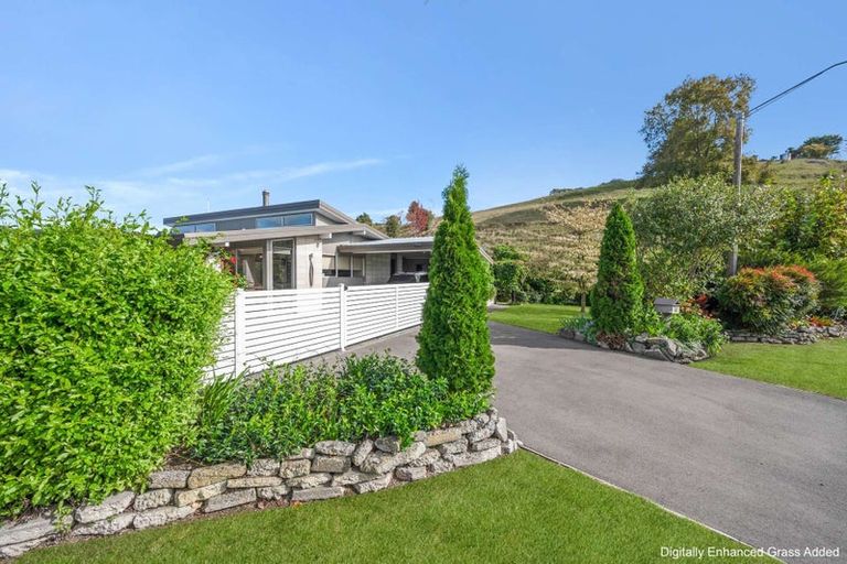 Photo of property in 72 Puketapu Road, Taradale, Napier, 4112