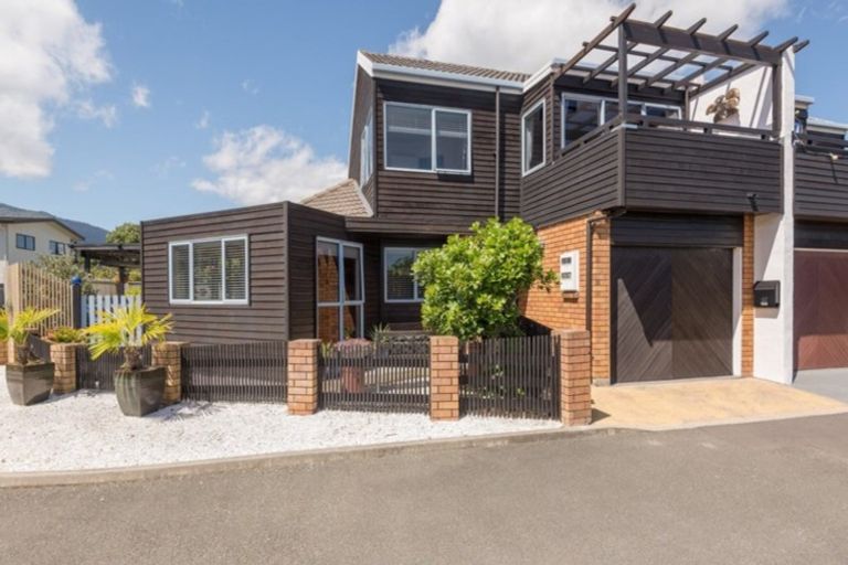 Photo of property in 12 Highgrove Way, The Wood, Nelson, 7010