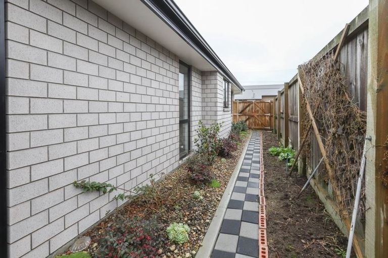 Photo of property in 227 Dixon Road, Fitzroy, Hamilton, 3206