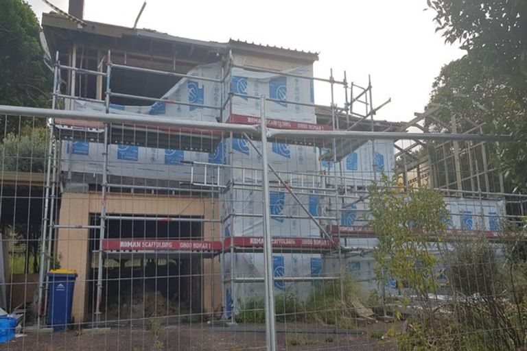 Photo of property in 8 Lanark Street, Milford, Auckland, 0620