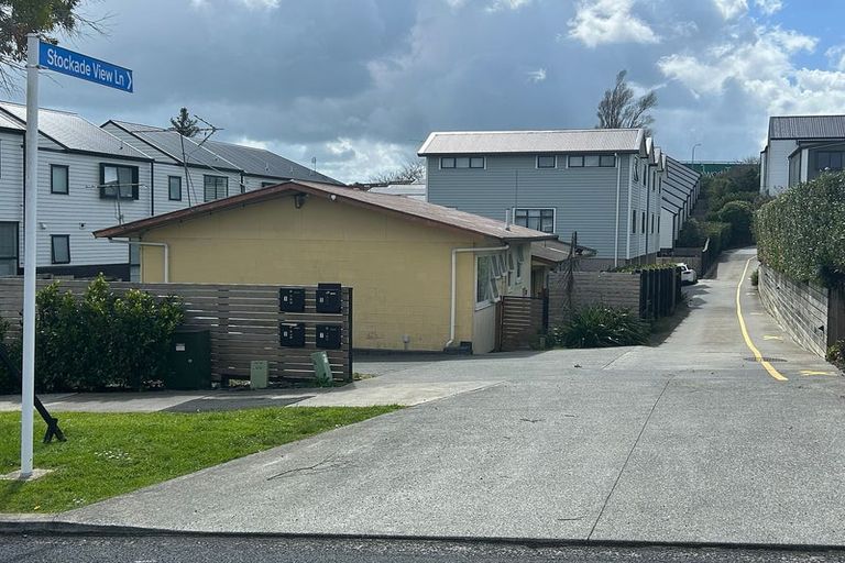 Photo of property in 2/31 Abercrombie Street, Howick, Auckland, 2014