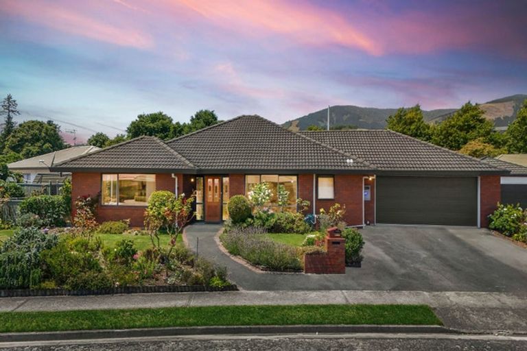 Photo of property in 37 Masefield Street, Stoke, Nelson, 7011