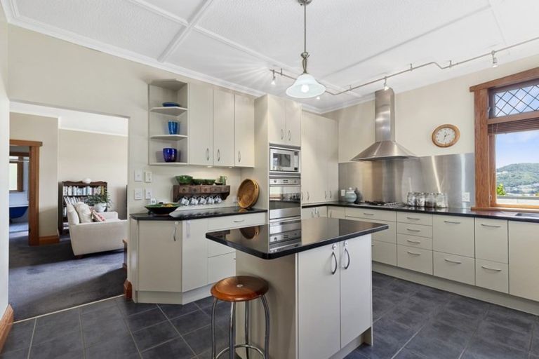 Photo of property in 191 Seatoun Heights Road, Miramar, Wellington, 6022