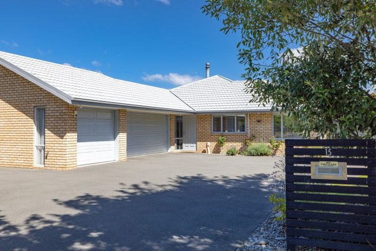 Photo of property in 15 Cairnbrae Drive, Prebbleton, 7604