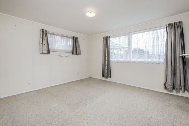 Photo of property in 30 Sunnypark Avenue, Rosehill, Papakura, 2113