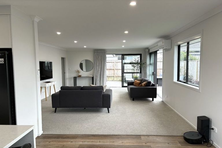 Photo of property in 110 Roberts Line, Kelvin Grove, Palmerston North, 4414