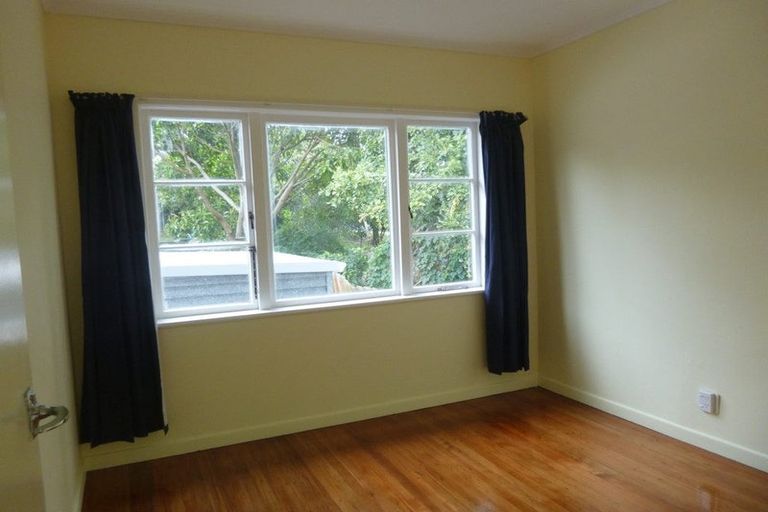 Photo of property in 3/2090 Great North Road, Avondale, Auckland, 0600