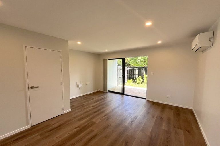 Photo of property in 16 Whai Hua Lane, Mangere Bridge, Auckland, 2022