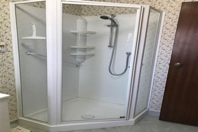 Photo of property in 8 Bennelong Place, Havelock North, 4130