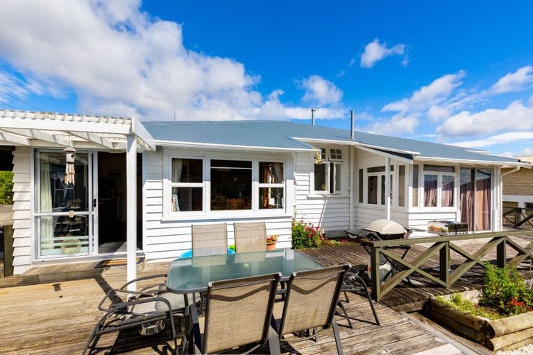 Photo of property in 7 Broadway, Picton, 7220