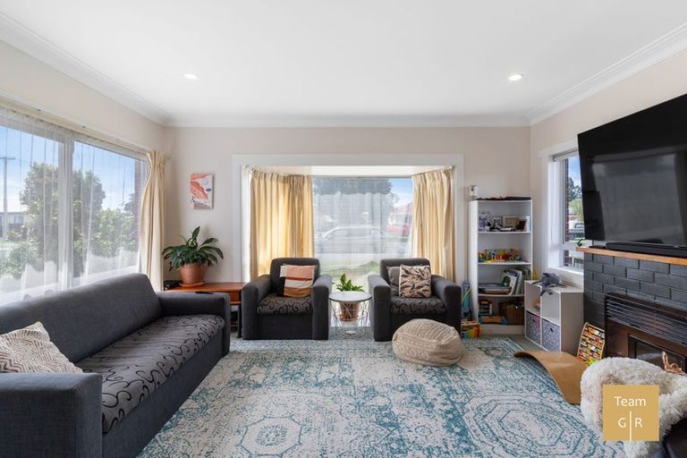 Photo of property in 83 Settlement Road, Papakura, 2110