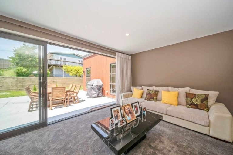 Photo of property in 3 Mackillop Way, Brooklands, New Plymouth, 4310