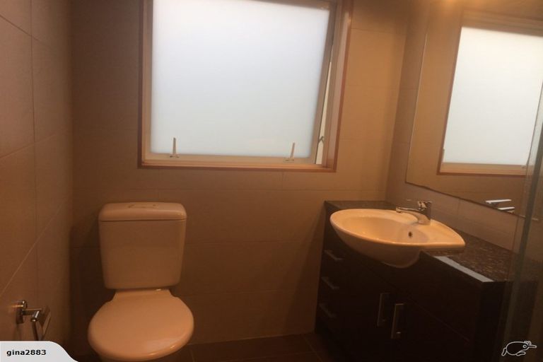 Photo of property in 15 Domain Lane, Mangere Bridge, Auckland, 2022