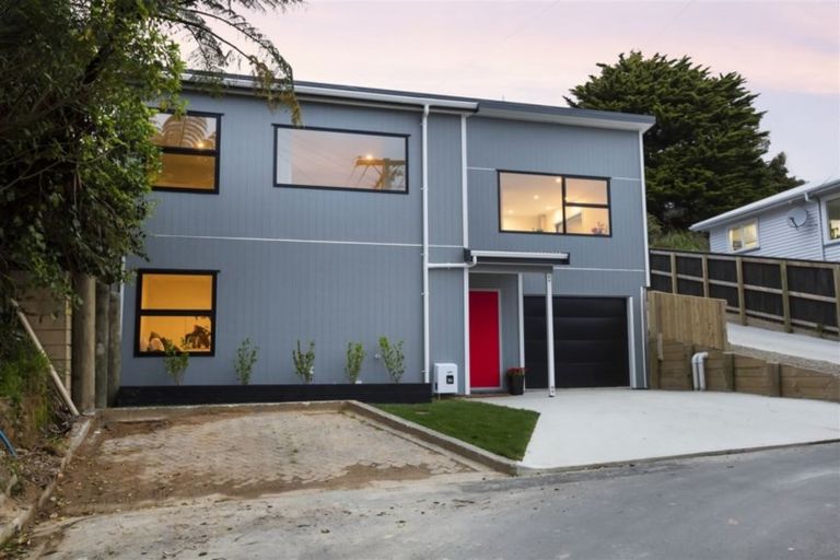 Photo of property in 2/18 Ranui Road, Stoke, Nelson, 7011