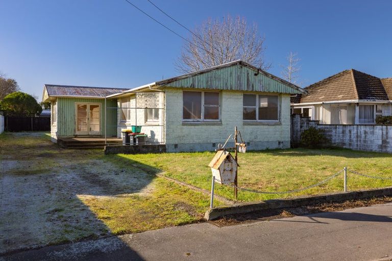 Photo of property in 222 Burwood Road, Burwood, Christchurch, 8083