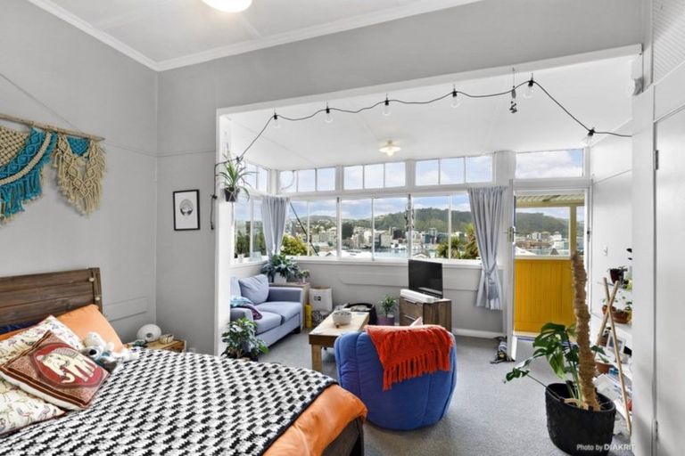 Photo of property in 7 Mcintyre Avenue, Mount Victoria, Wellington, 6011