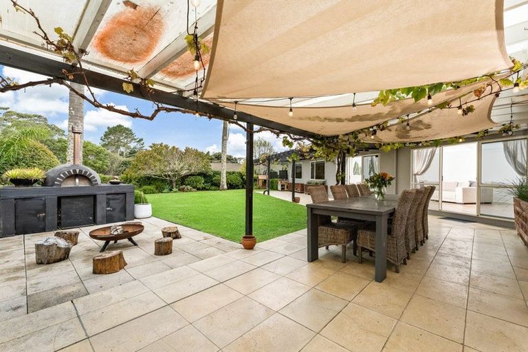 Photo of property in 35 Cloverfields Drive, Waimauku, 0812